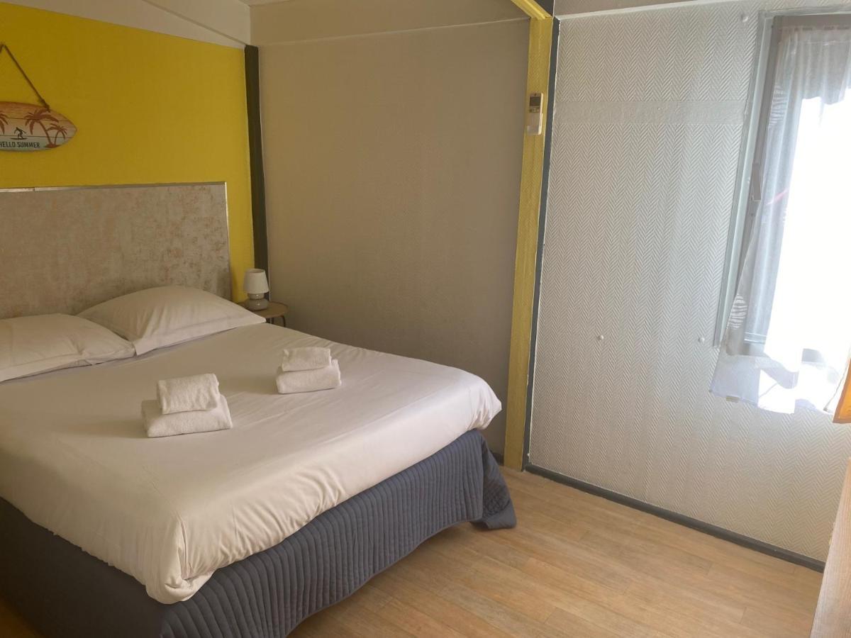 Hostellerie De La Source Арл Екстериор снимка