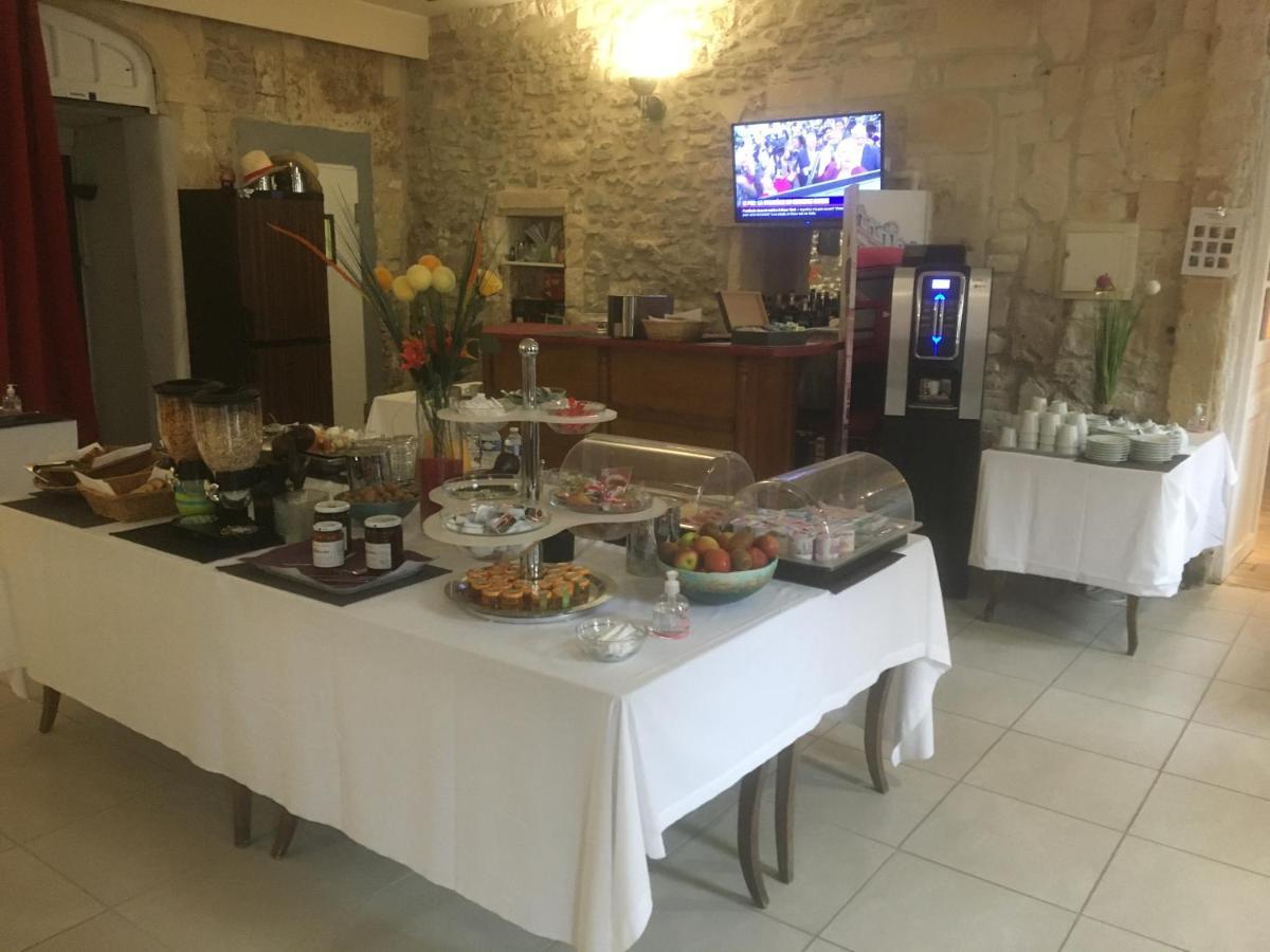 Hostellerie De La Source Арл Екстериор снимка